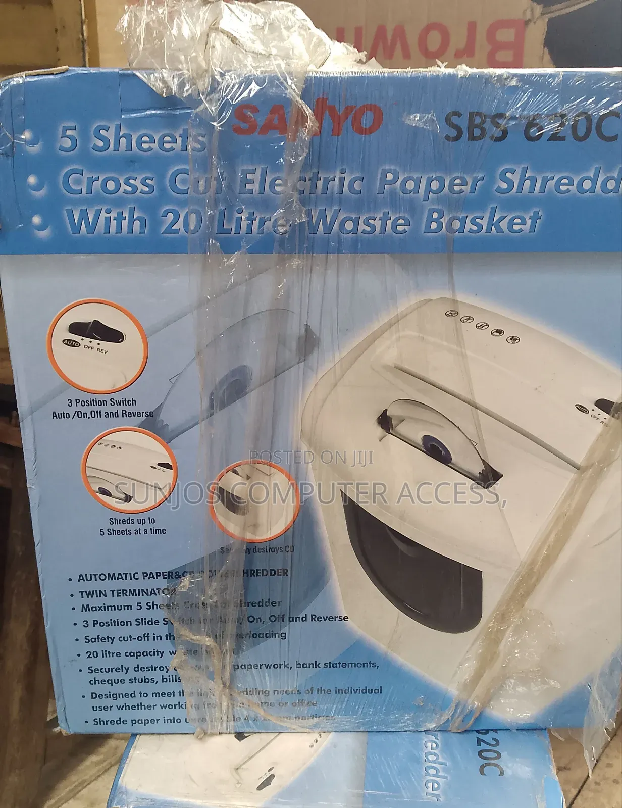 Sanyo Small Shredder Electronic Machine
