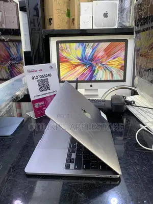 Laptop Apple MacBook Pro 2020 16GB Intel Core i5 SSD 512GB