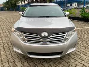 Toyota Venza V6 2010 Silver