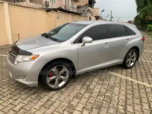Toyota Venza V6 2010 Silver