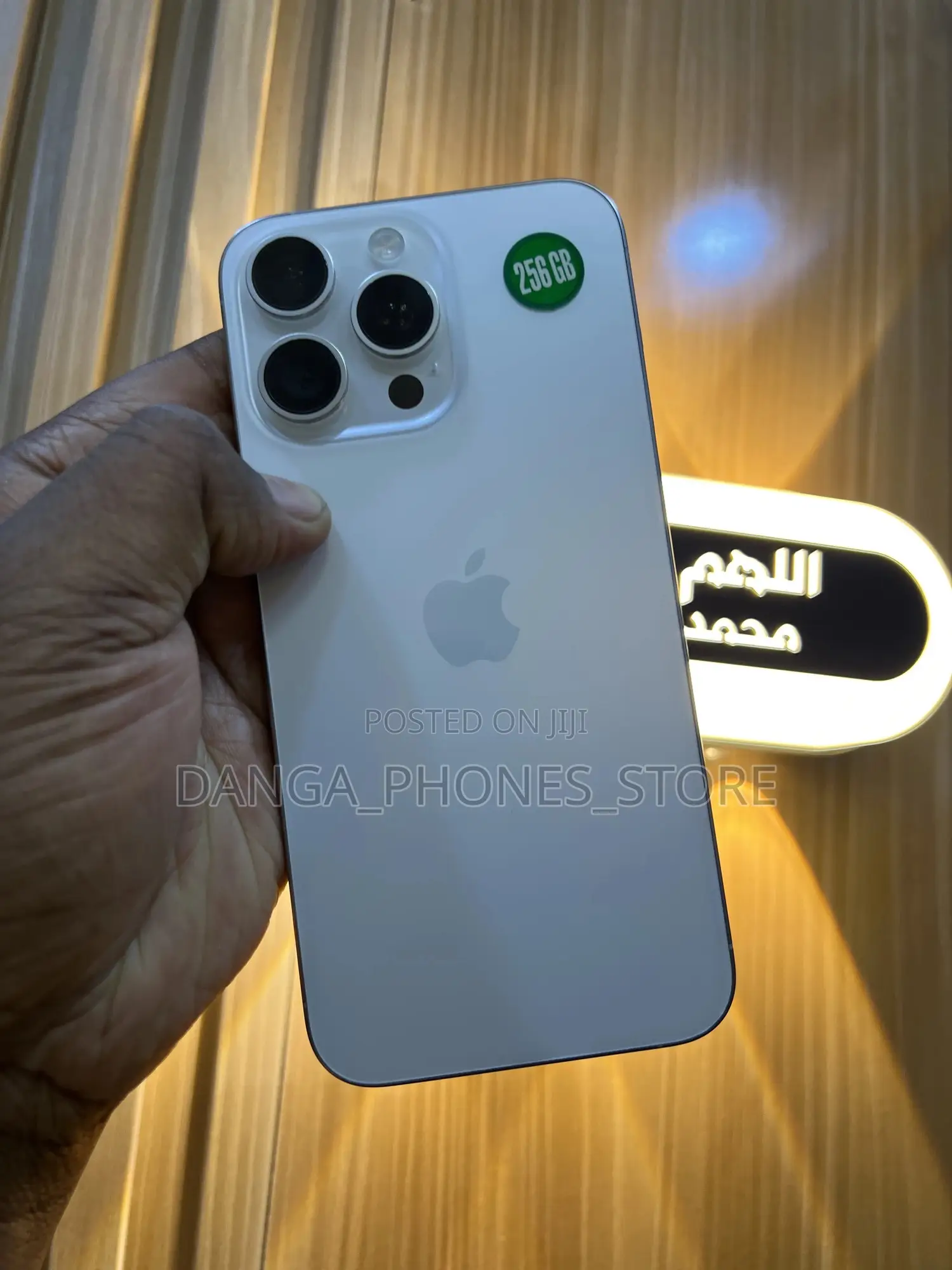 New Apple iPhone 15 Pro Max 256 GB White