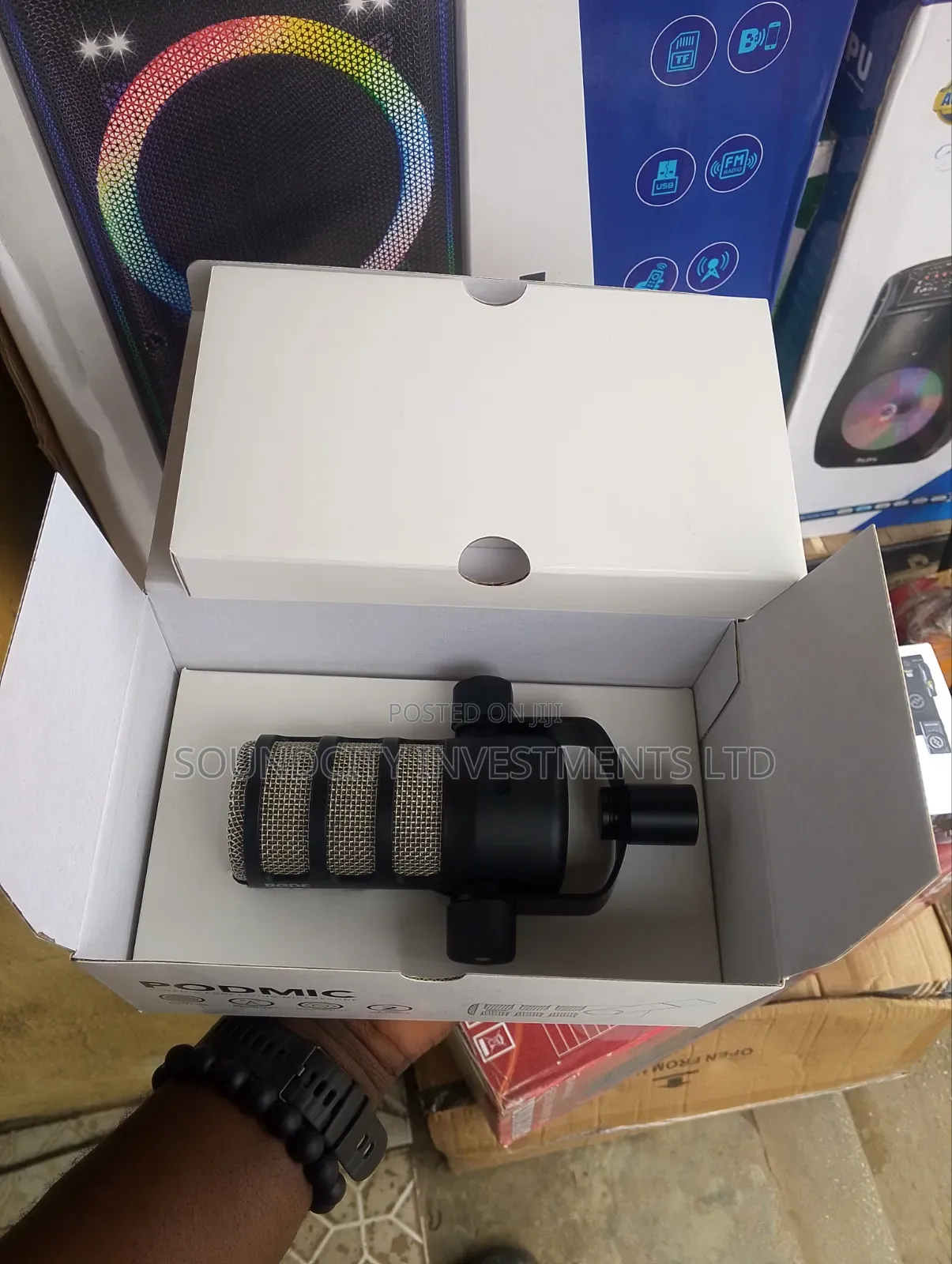 Rode Podmic Dynamic Podcasting Microphone