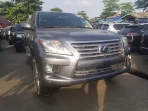 Lexus LX 570 AWD 2015 Gray