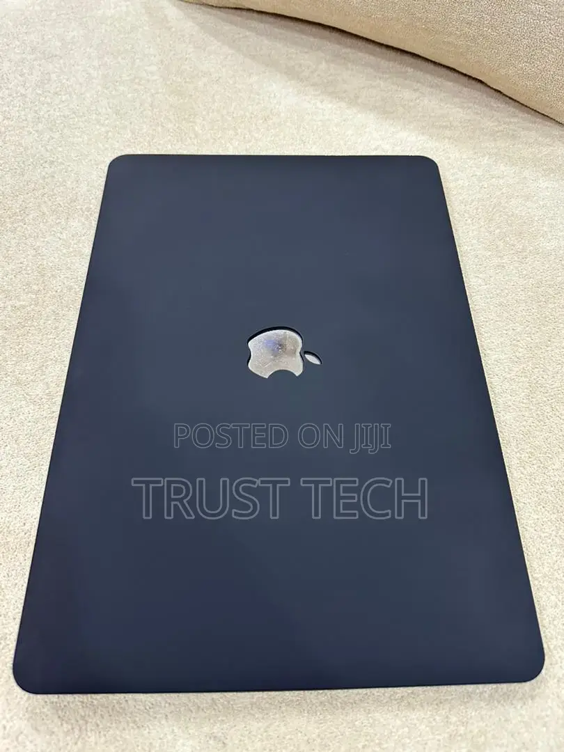 Macbook Pro Case 13” 14” – Premium Leather Matte (Lagos)