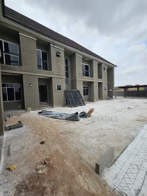 4bdrm Townhouse / Terrace in Nut, Lugbe District for rent