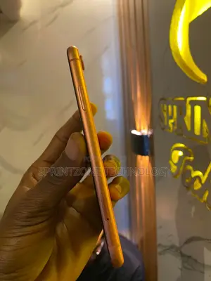 Apple iPhone XR 64 GB Orange