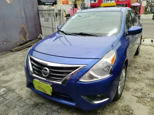 Nissan Versa 2015 Blue