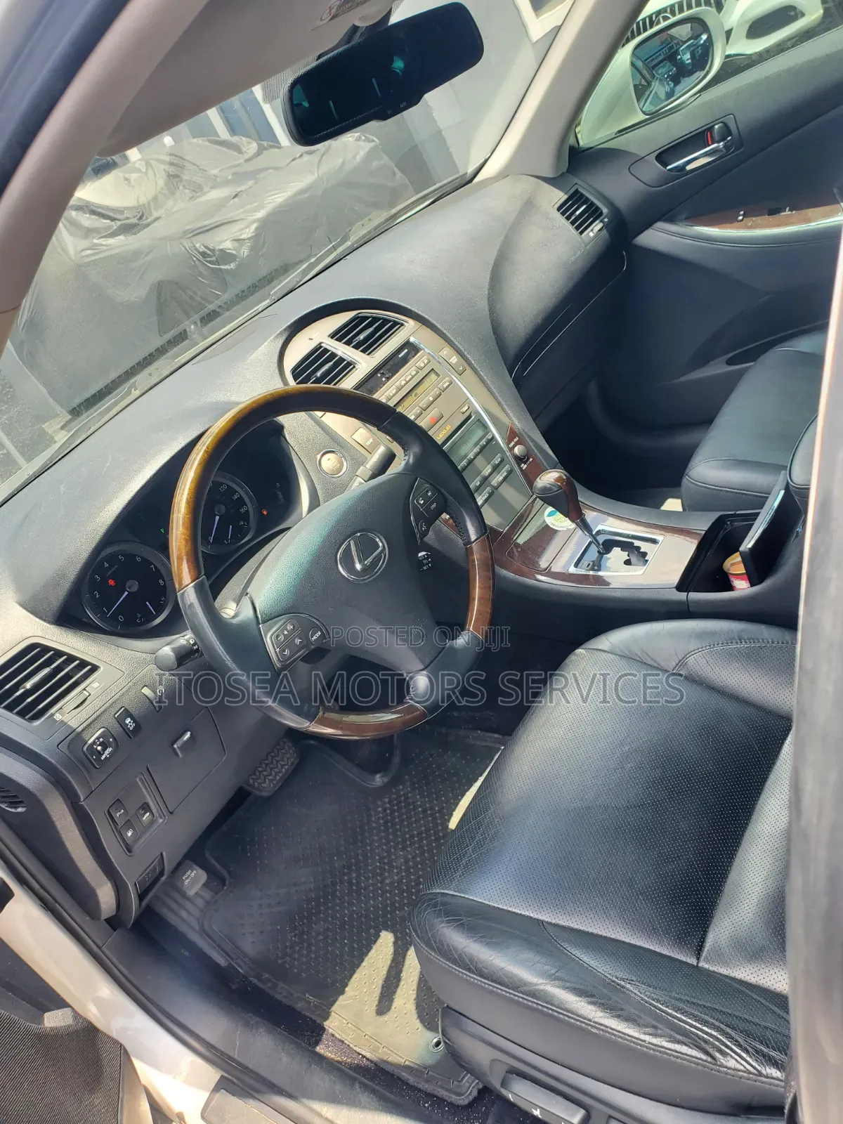 Lexus ES 2012 Silver