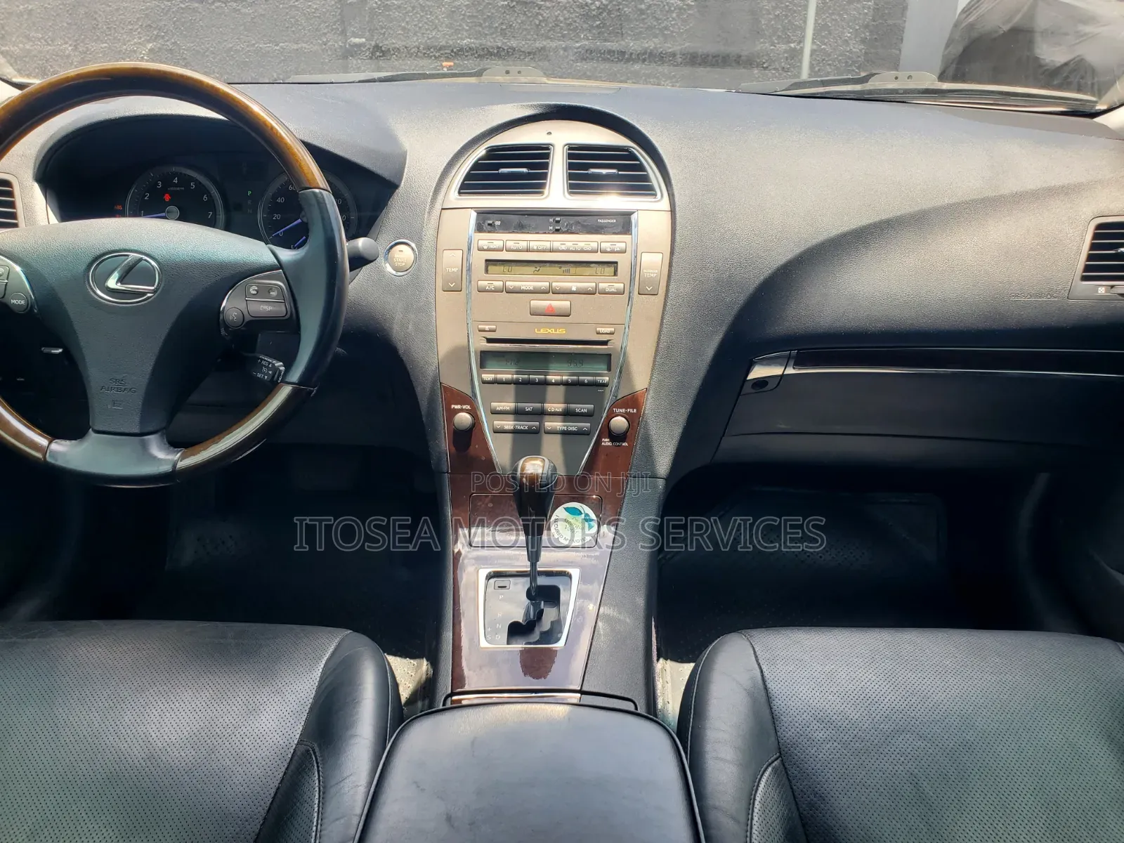 Lexus ES 2012 Silver