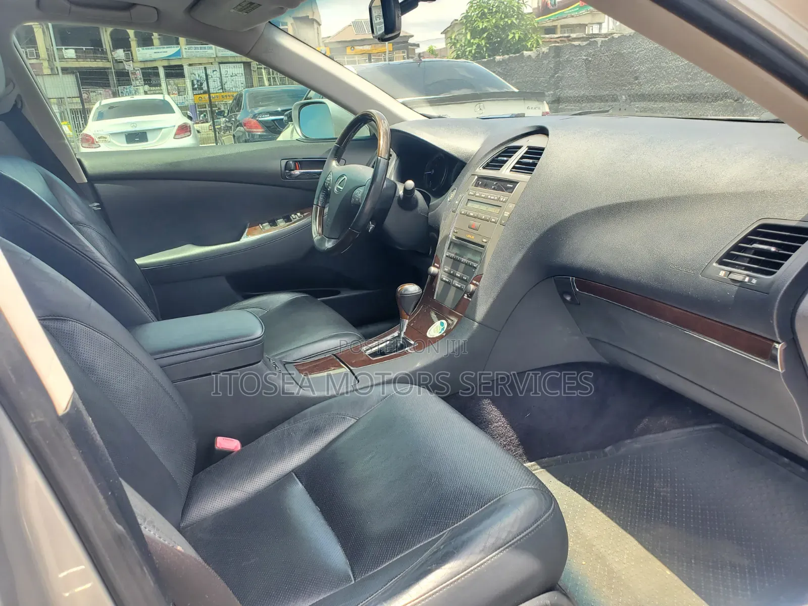 Lexus ES 2012 Silver