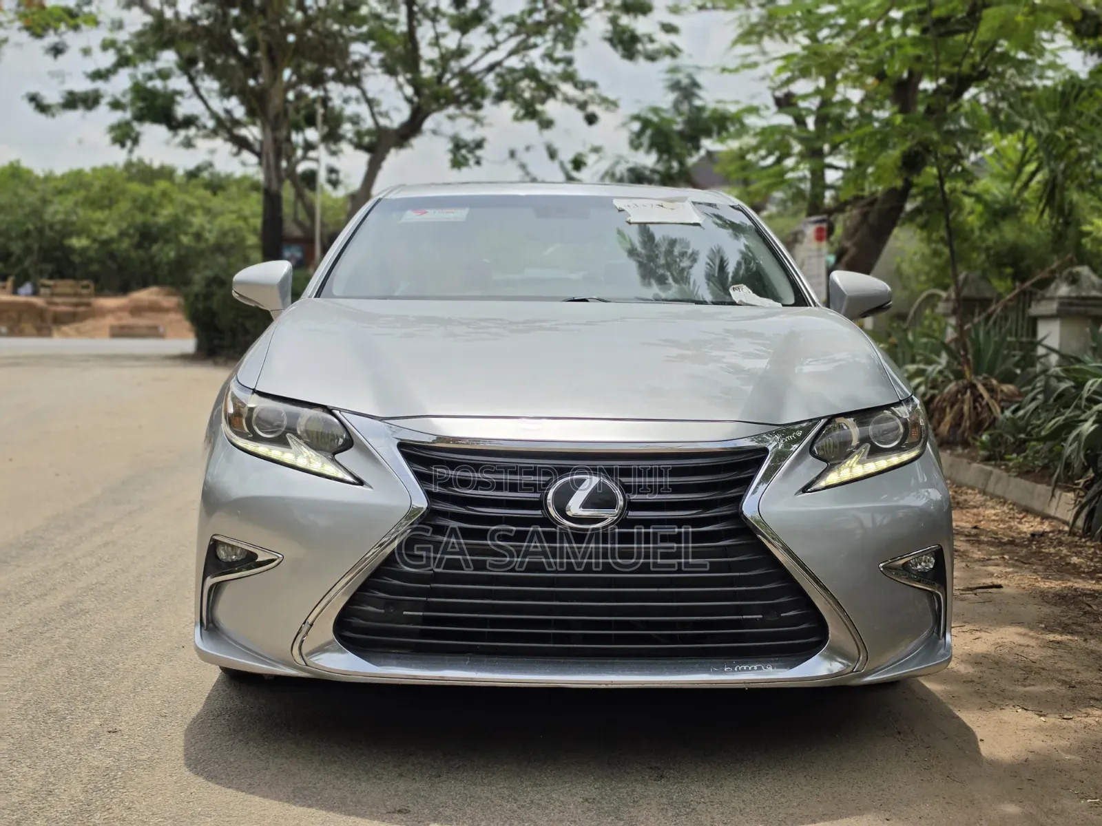 Lexus ES 2017 Silver