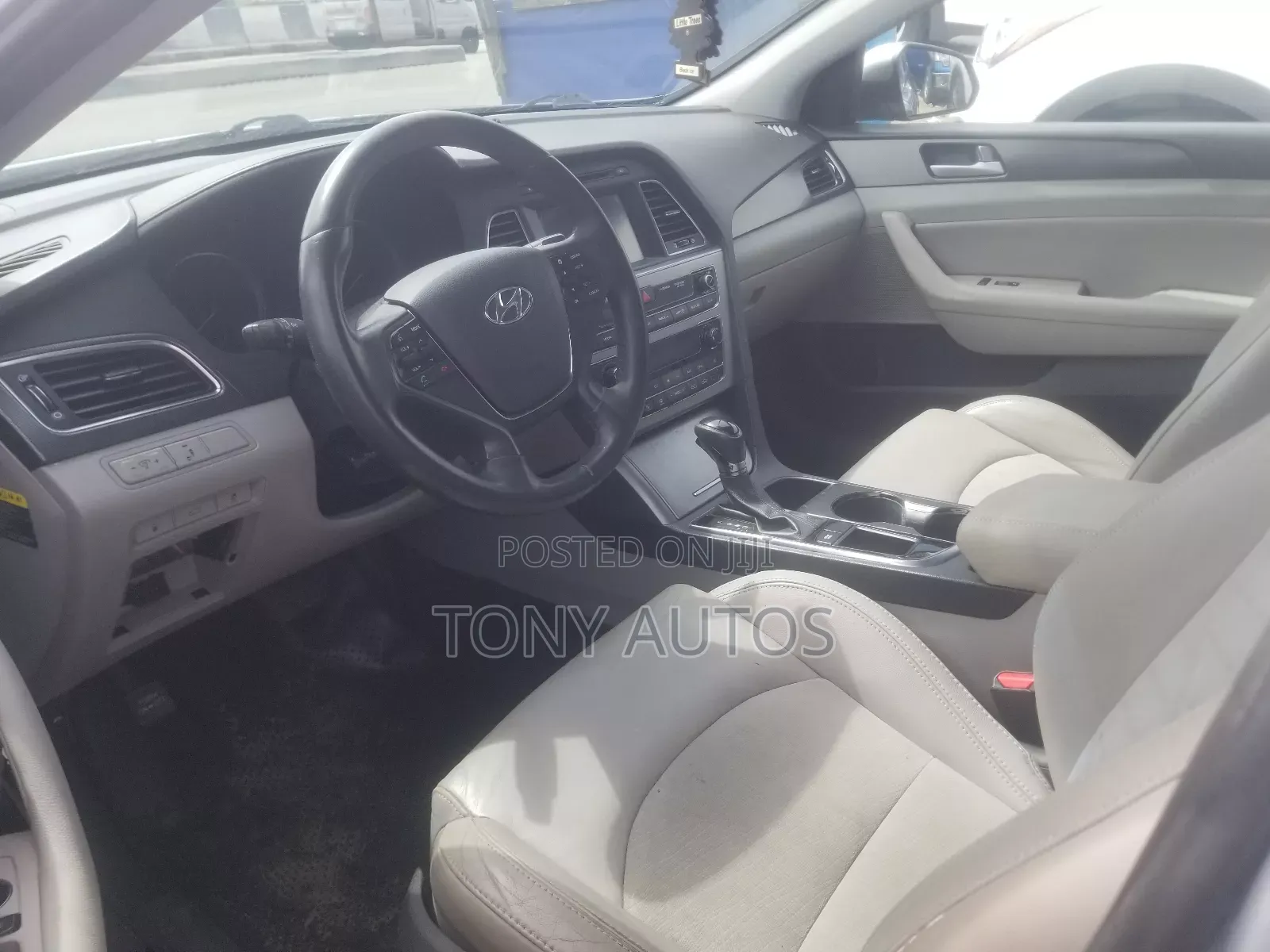 Hyundai Sonata Sport 2.0T Sedan FWD (2.0L 4cyl 6A) 2016 Silver