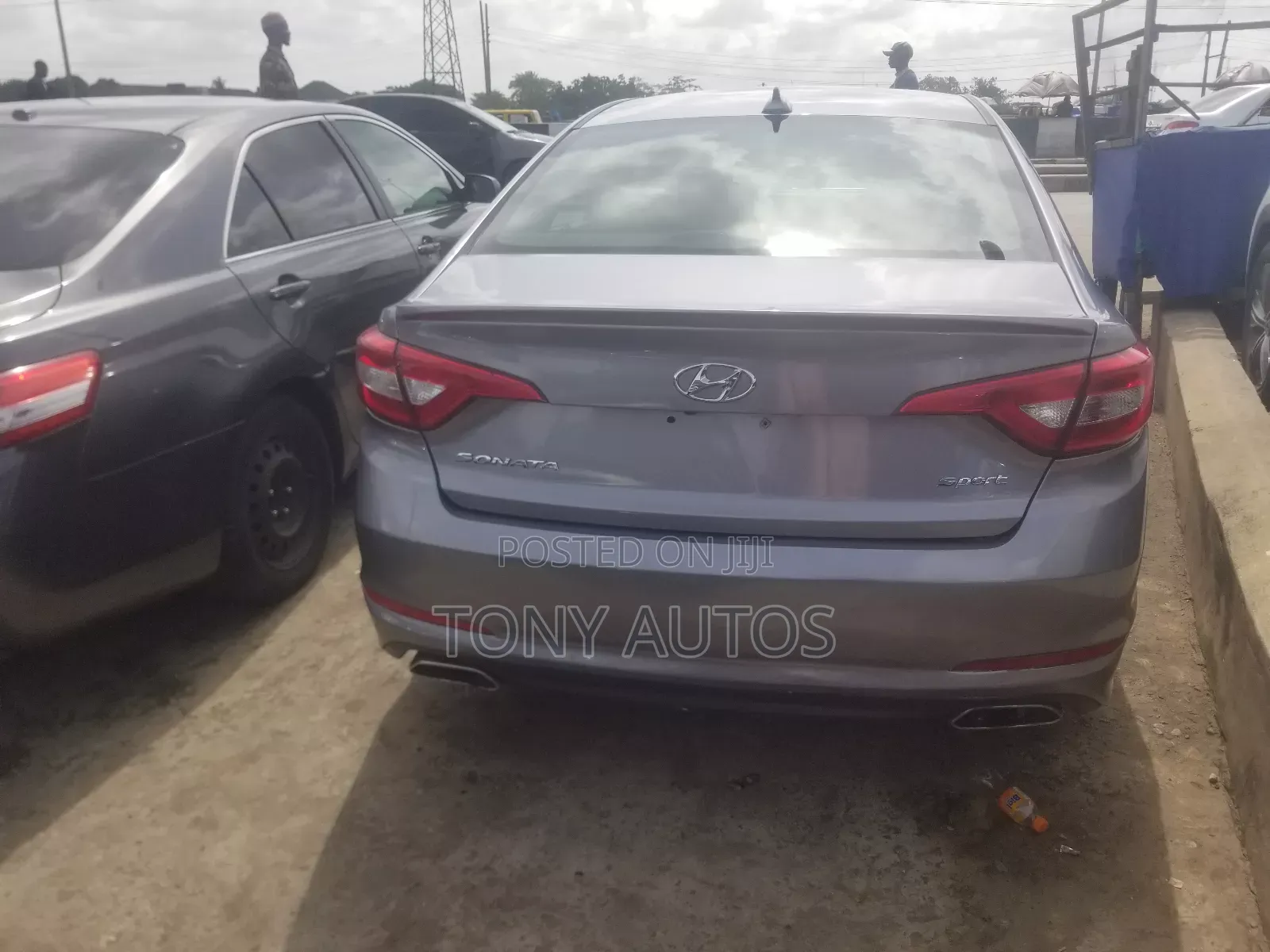 Hyundai Sonata Sport 2.0T Sedan FWD (2.0L 4cyl 6A) 2016 Silver