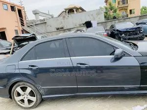 Mercedes-Benz E350 2011 Gray