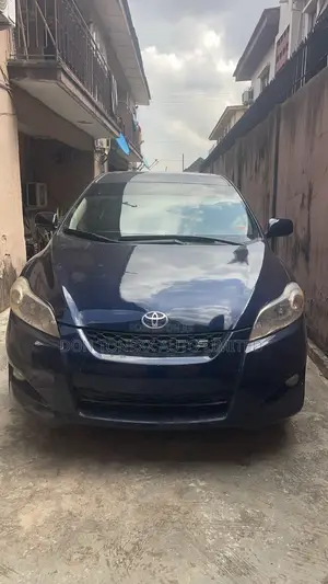 Toyota Matrix S Hatchback AWD (2.4L 4cyl 4A) 2009 Blue