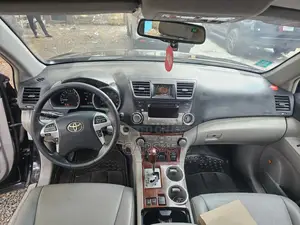 Toyota Highlander 2012 Black
