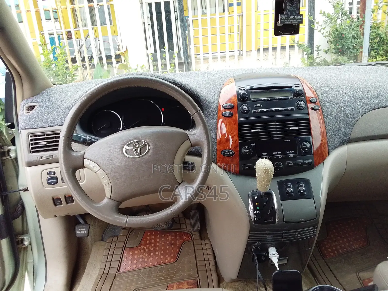 Toyota Sienna 2008 Green