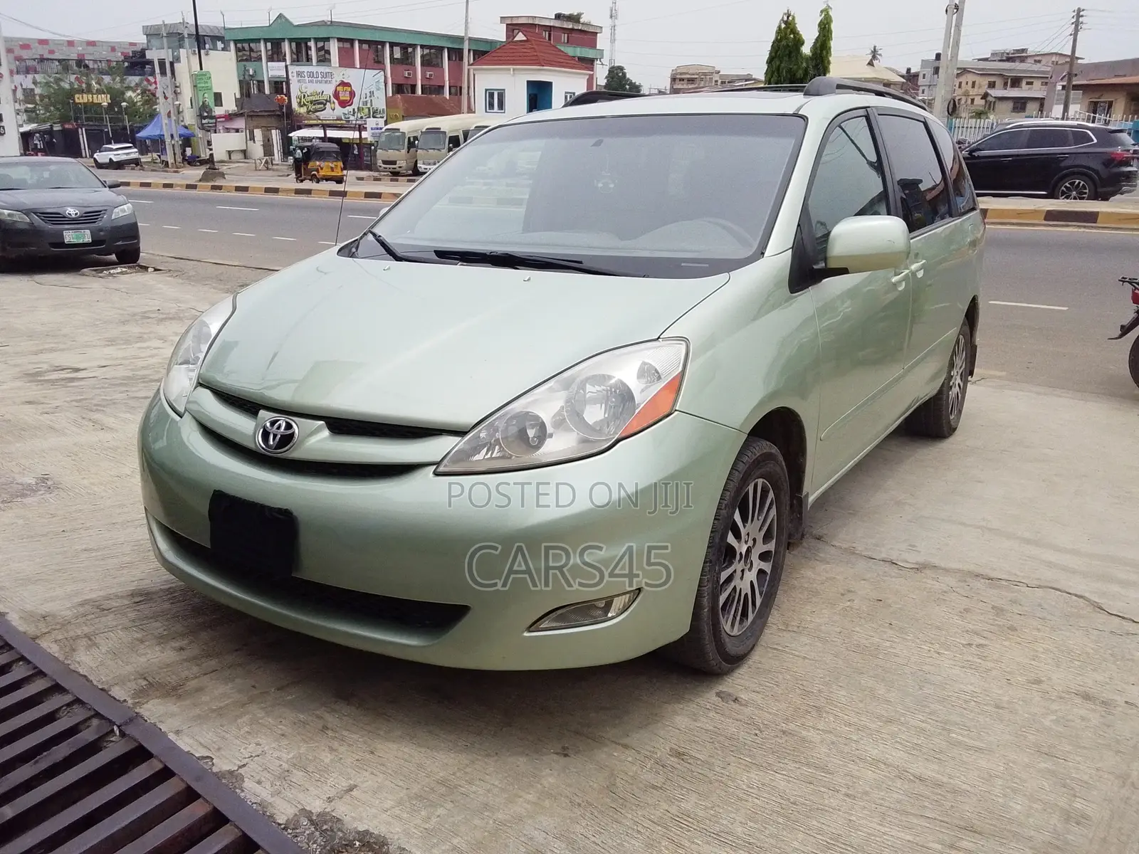 Toyota Sienna 2008 Green