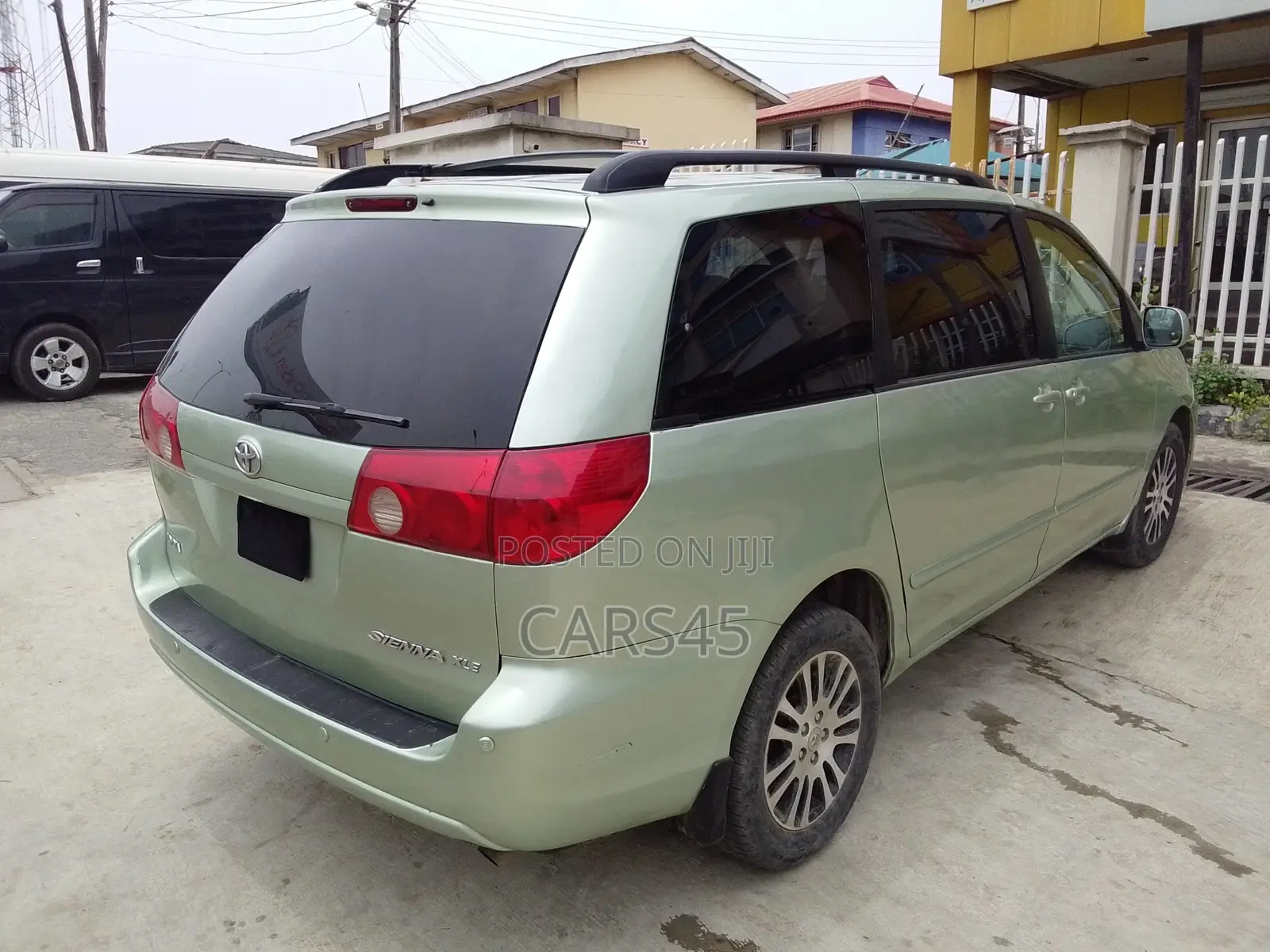 Toyota Sienna 2008 Green