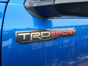 Toyota Tacoma TRD Sport 2018 Blue