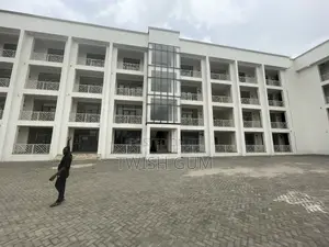 For Lease=Office Complex