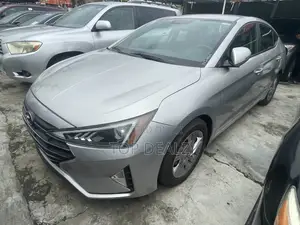 Hyundai Elantra Sport 2020 Silver