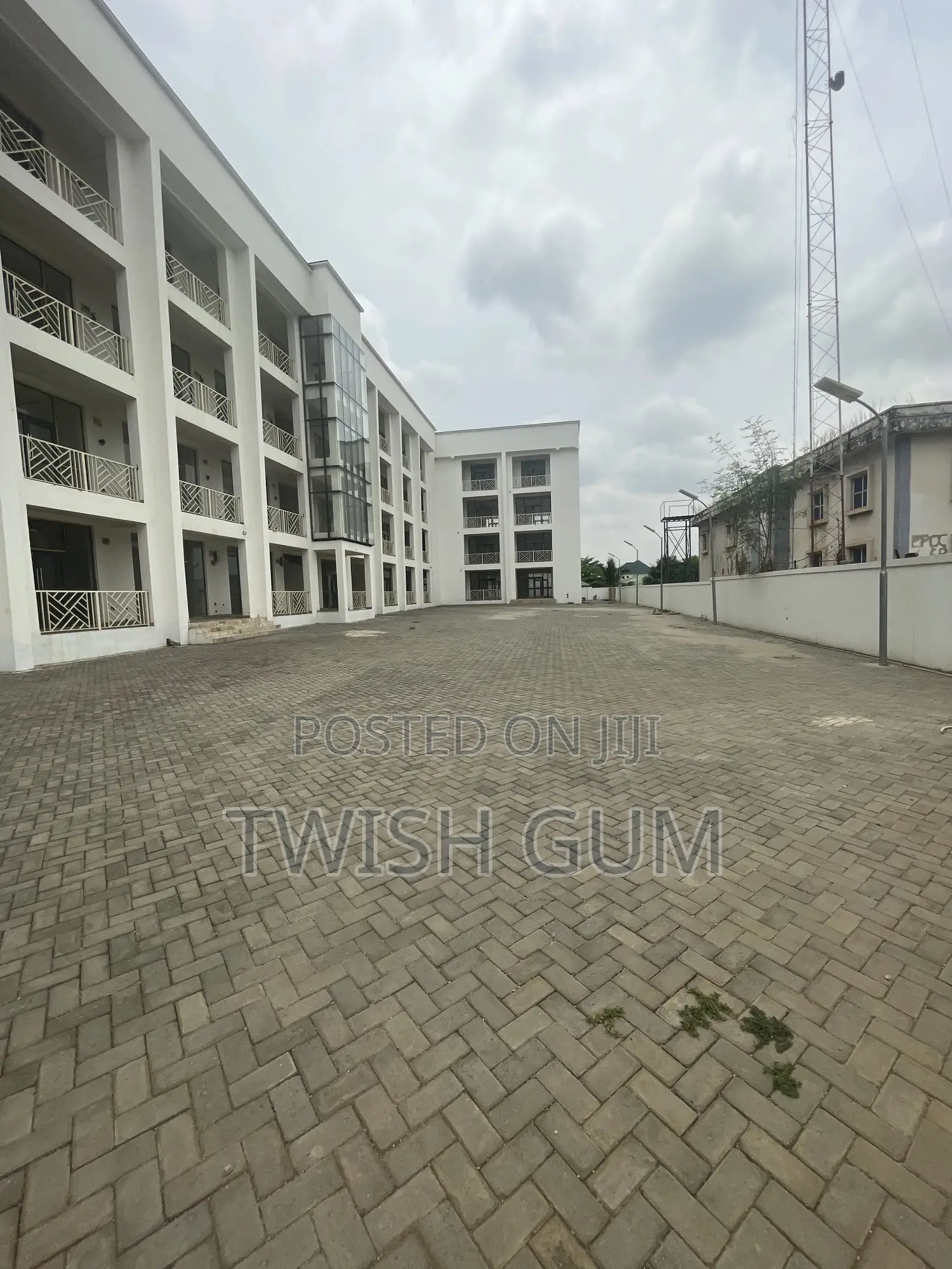 For Lease=Office Complex
