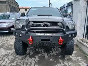 Toyota Tacoma TRD PRO V6 4dr Double Cab 4WD 5.0 ft. SB (4.0L 6cyl 5A)