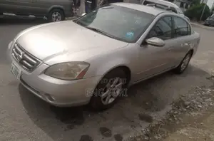 Nissan Altima 2.5 2004 Silver