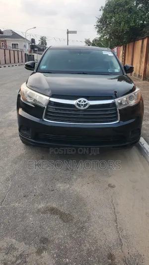 Toyota Highlander LE Plus 4dr SUV (3.5L 6cyl 6A) 2015 Black