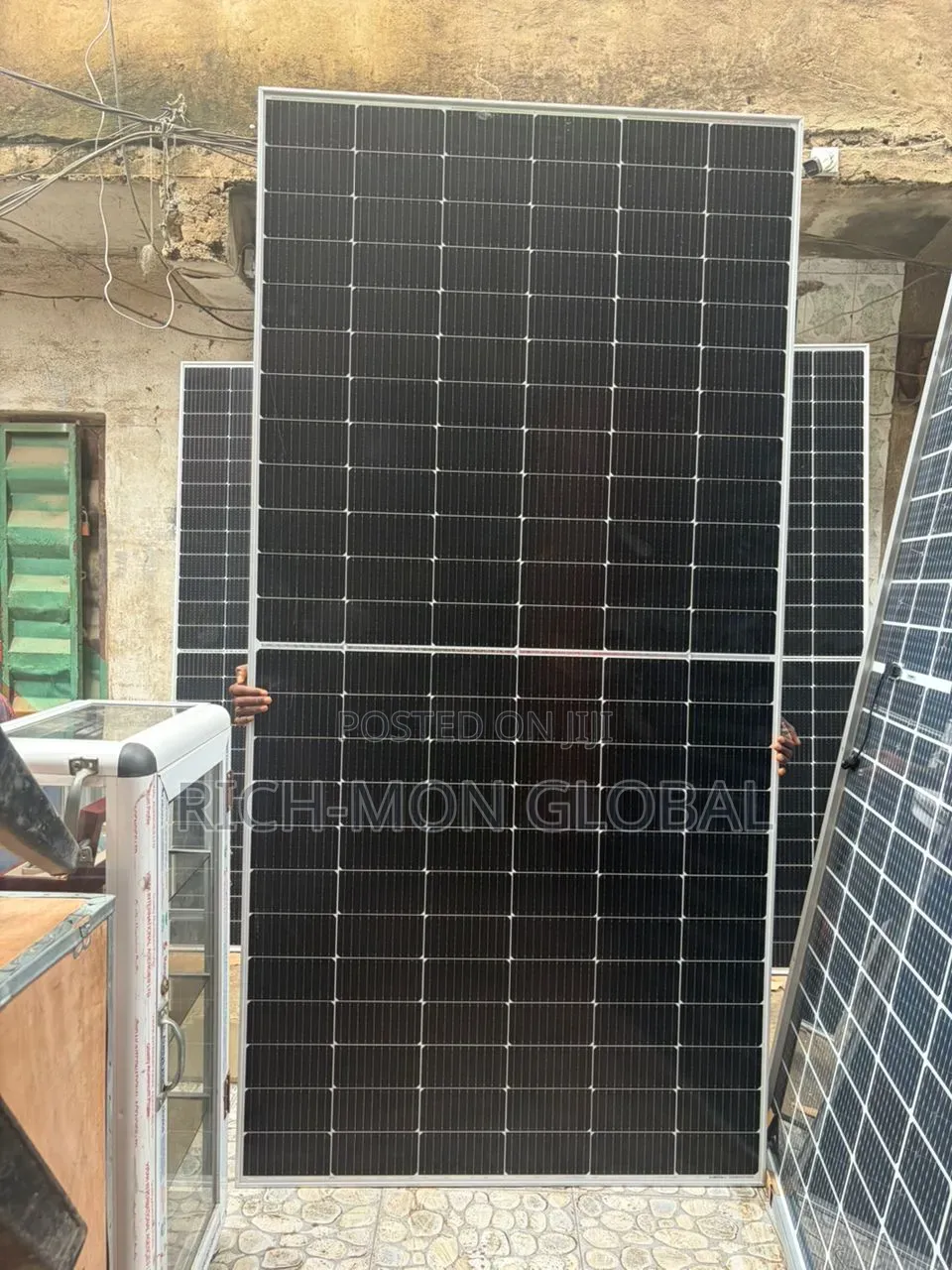 590watts Panel Available With Promo Price