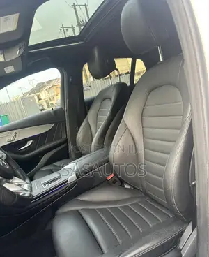 Mercedes-Benz GLC-Class 2022 White