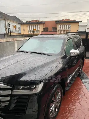 Toyota Land Cruiser 2025 Black