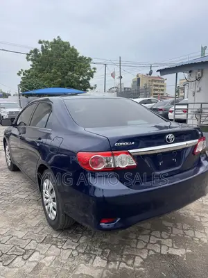 Toyota Corolla 2013 Blue