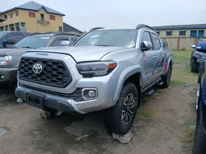 Toyota Tacoma TRD Sport Double Cab 6' Bed V6 AT 2023 Silver
