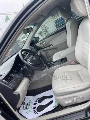 Toyota Camry 2016 Black