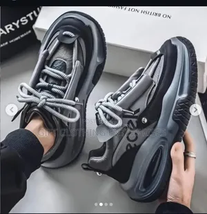 Higher Classic Sneakers