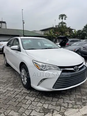 Toyota Camry 2015 White