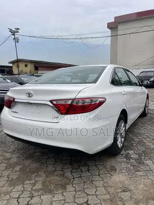 Toyota Camry 2015 White