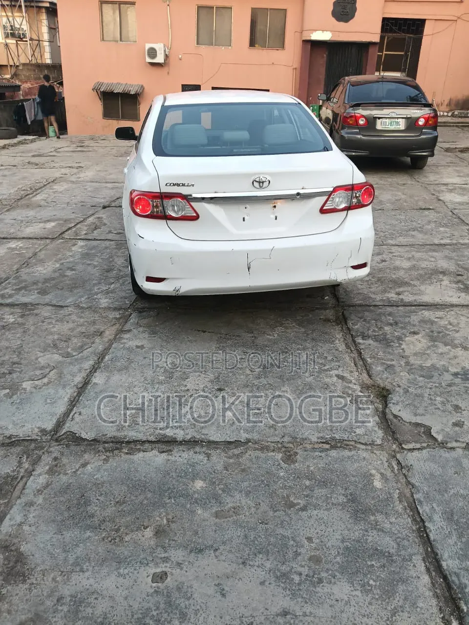 Toyota Corolla 2011 White