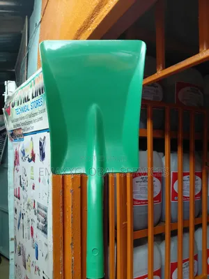 Plasticshovel