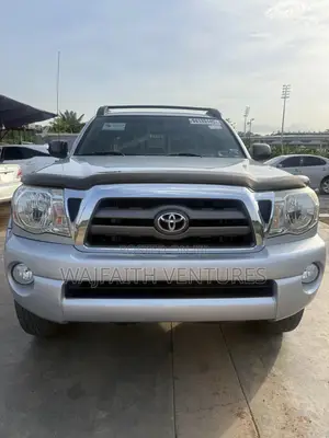 Toyota Tacoma Double Cab V6 Automatic 2010 Silver