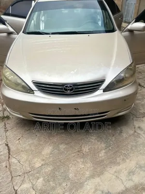 Toyota Camry LE 4dr Sedan (2.4L 4cyl 5A) 2006 Gold