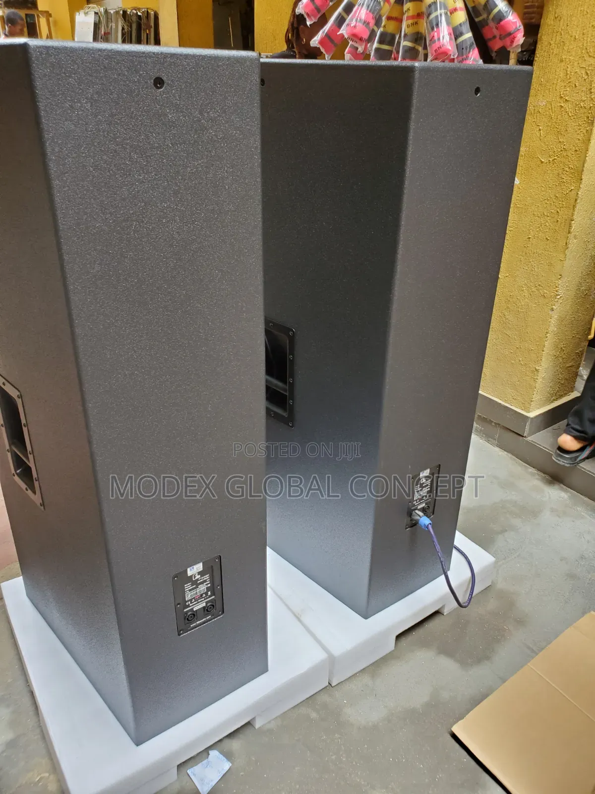 Double Speaker