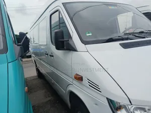 Mercedes-Benz Sprinter 2006 White