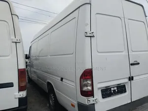 Mercedes-Benz Sprinter 2006 White