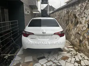 Toyota Corolla 2014 White