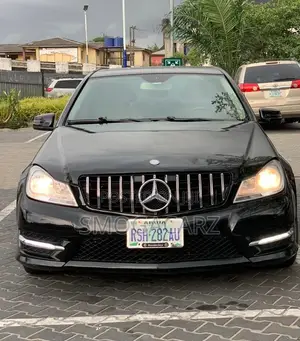 Mercedes-Benz C300 Luxury 4Matic Sedan AWD (3.0L 6cyl 7A) 2012 Black