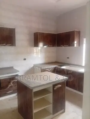 5bdrm Duplex in Sema Estate, Dakwo District for rent