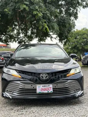 Toyota Camry LE 2021 Black